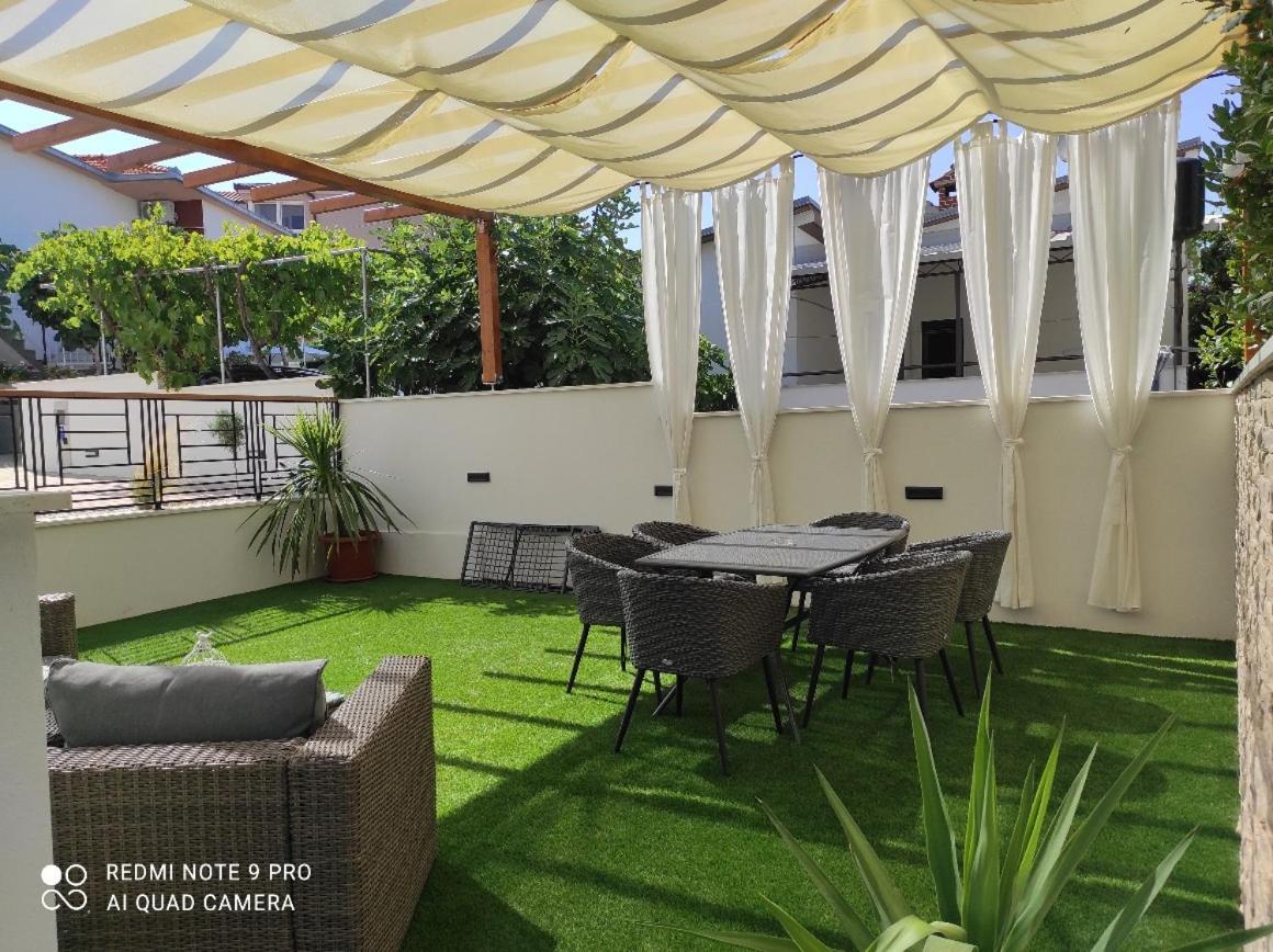 Villa Borna B20 Trogir Kültér fotó